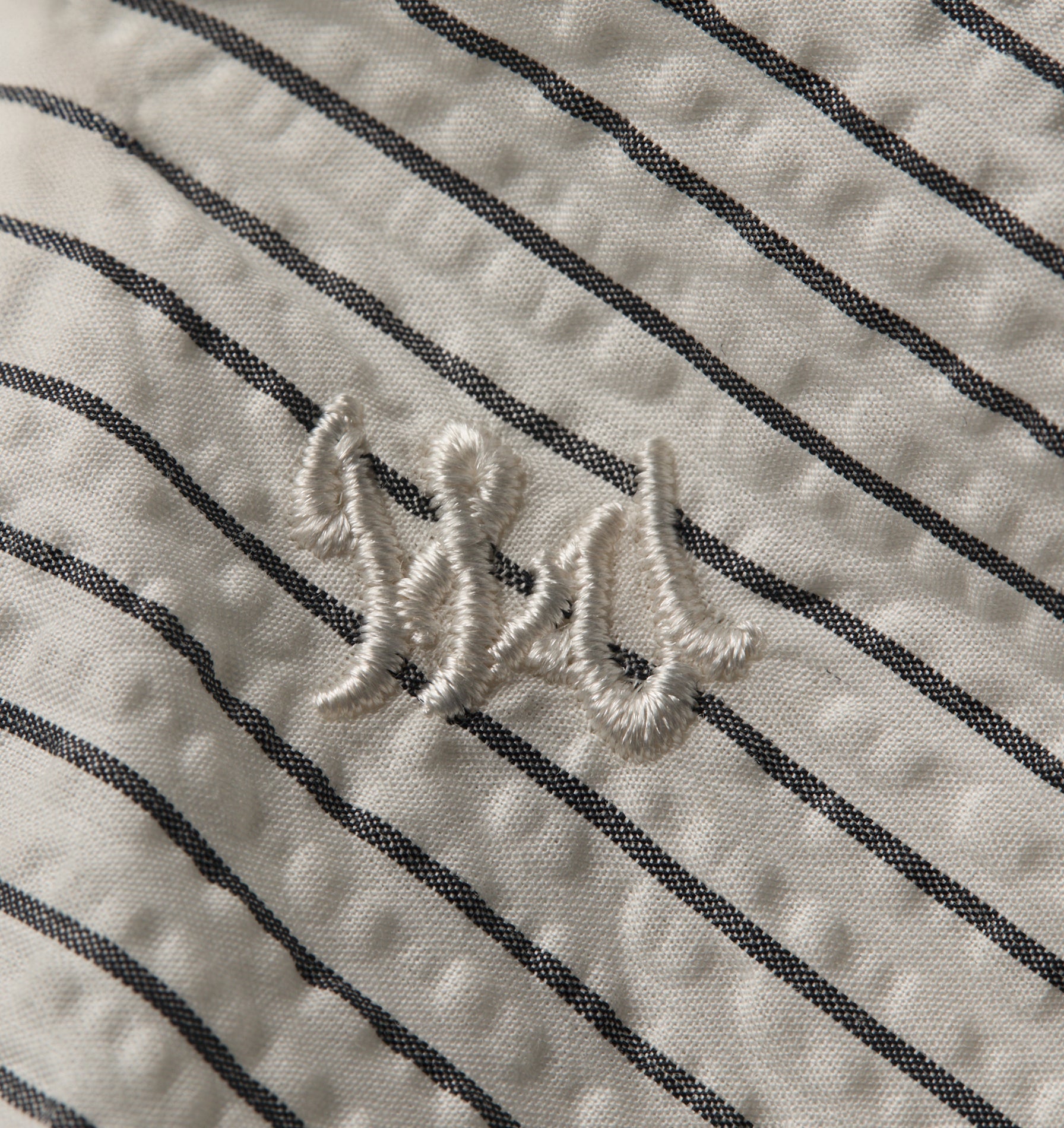 Michael Pleat Short - White/Black