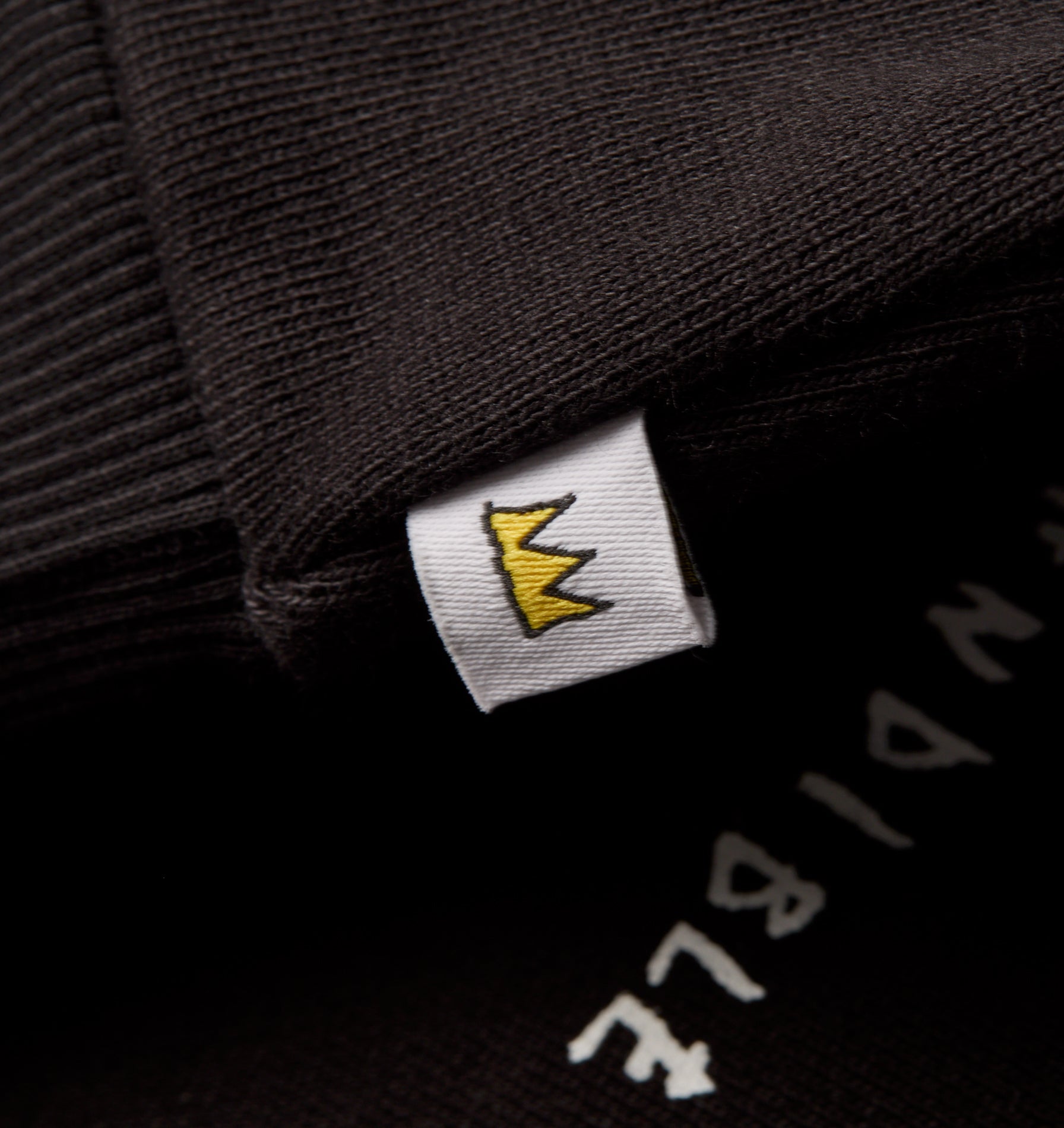 Basquiat Scribble Box Hood 2.0 - Black