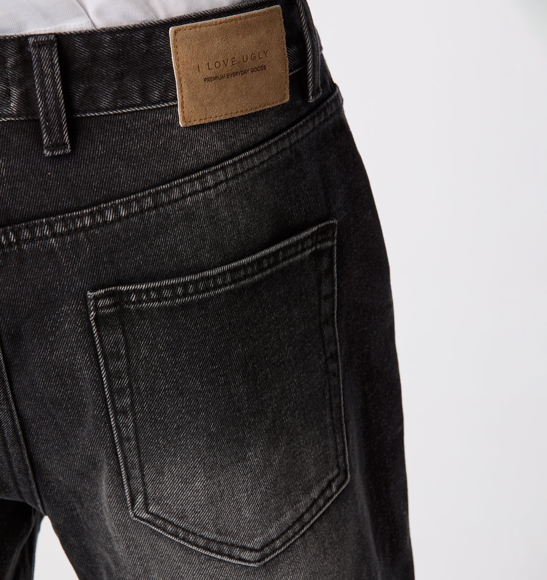 Cropped 90s Denim - Vintage Black