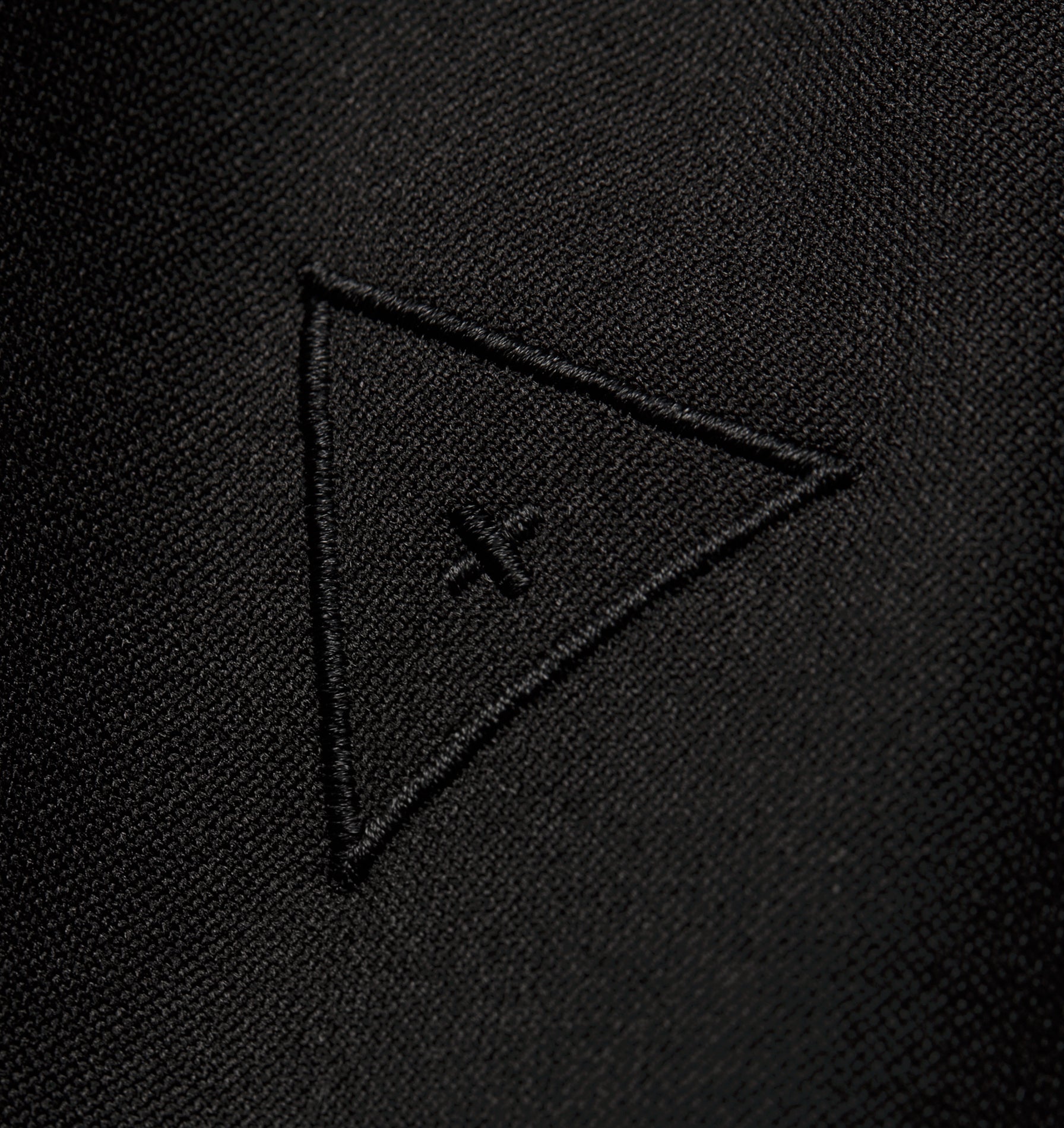 Anton Trackie 2.0 - Black