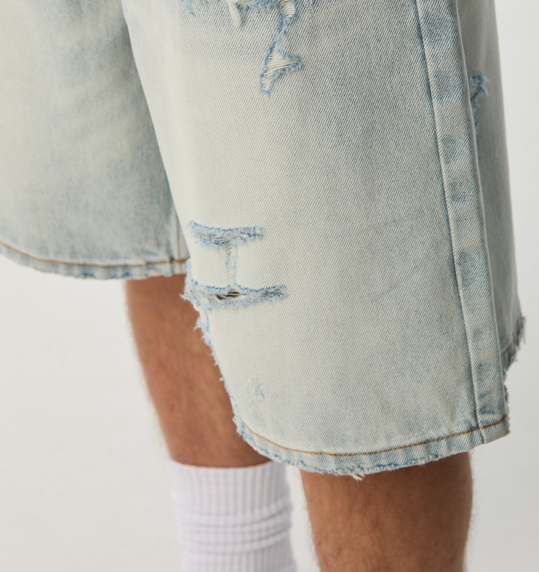 Distressed Wyatt Denim Short - Light Vintage Blue