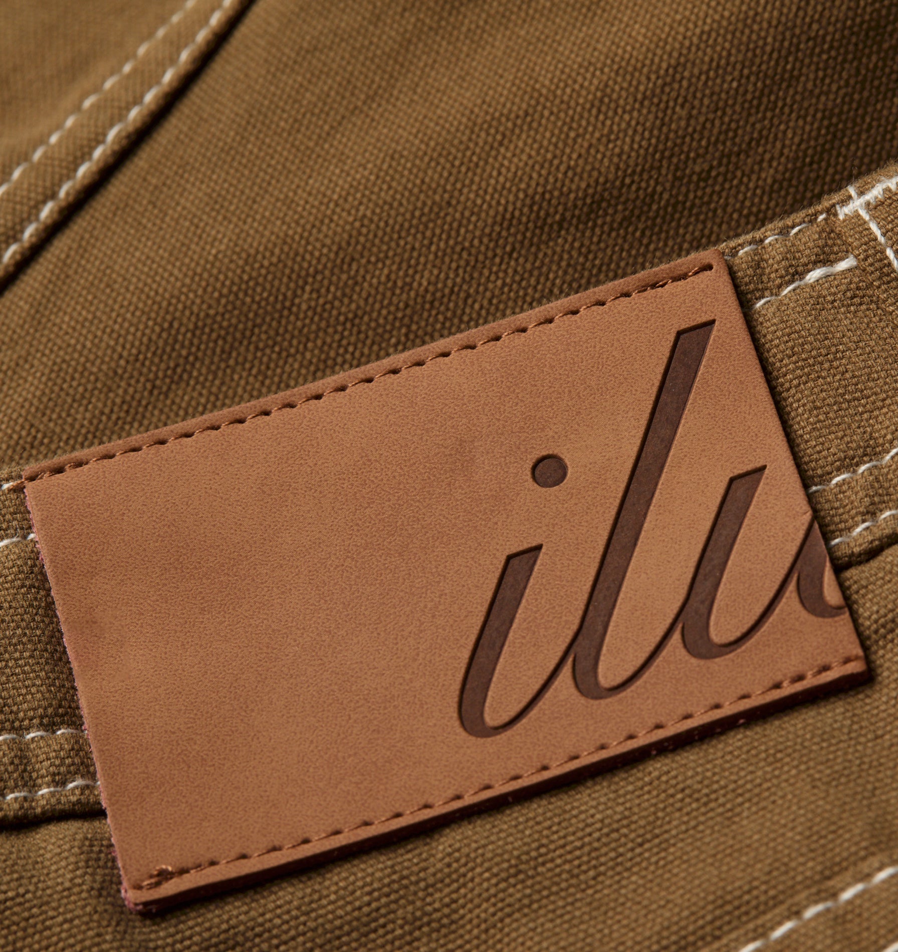 Canvas Clean Carpenter Short - Walnut