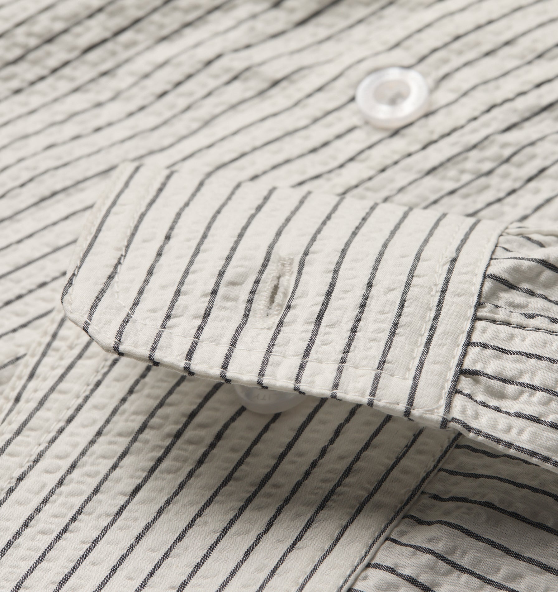 Crop LS Shirt - White/Black Stripe