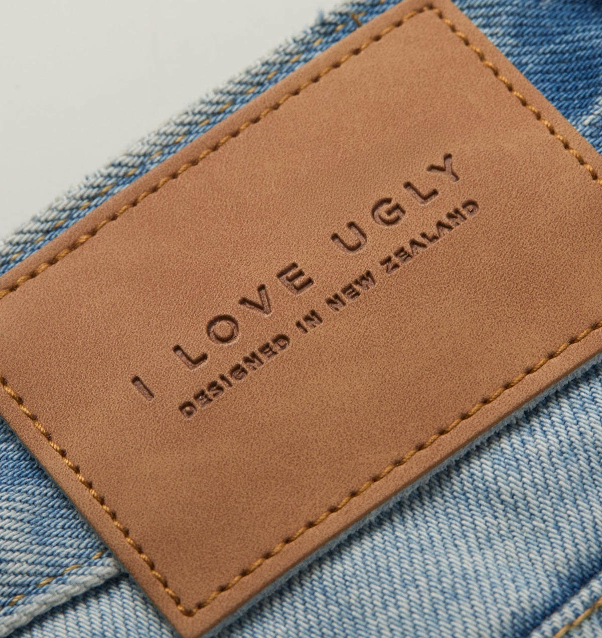 Distressed Cropped 90s Denim - Vintage Blue