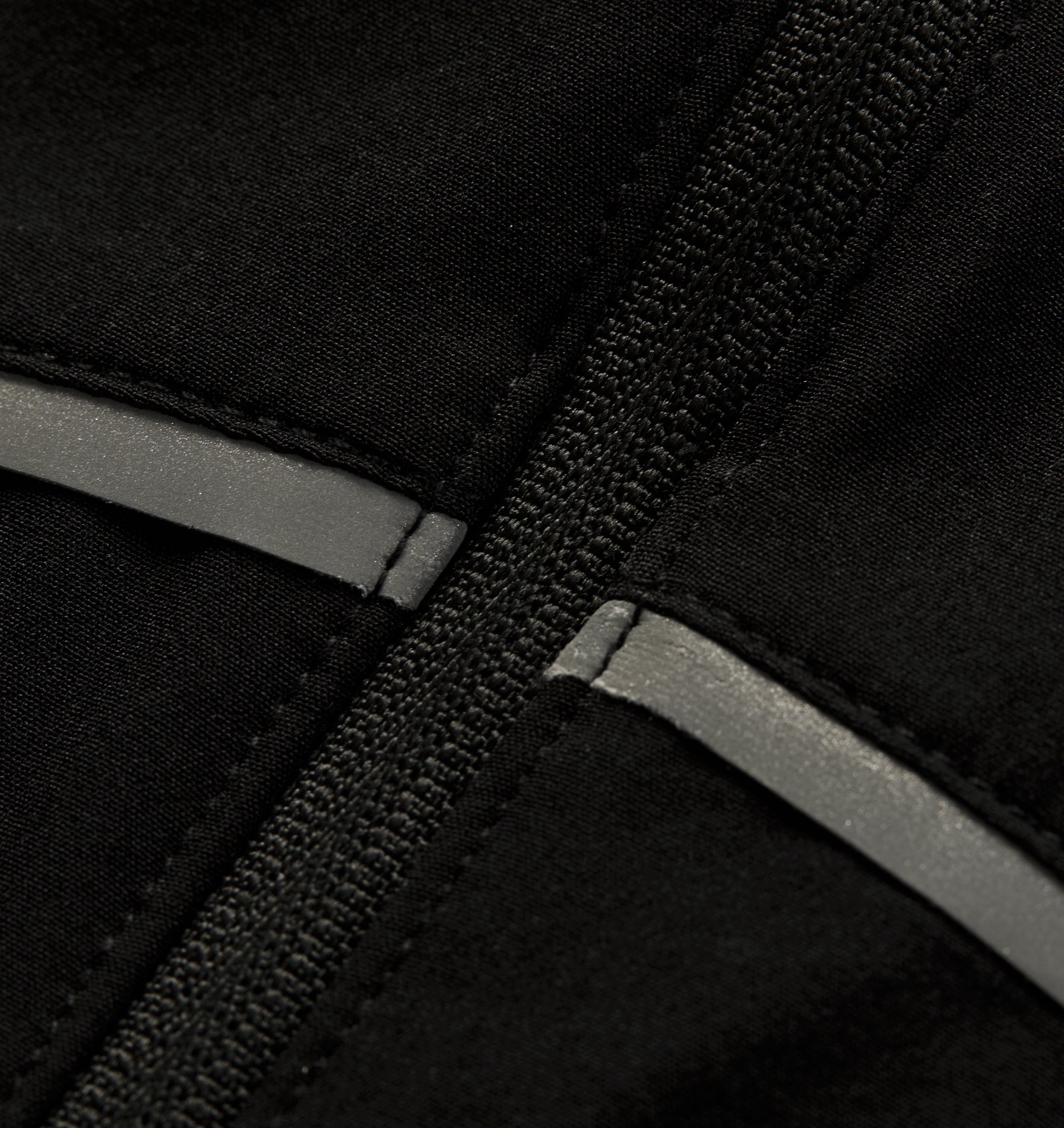 Vision Windbreaker - Black