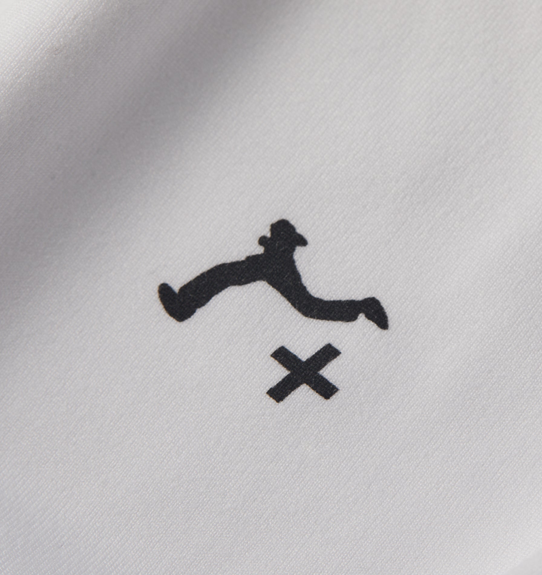 GR X ILU Active Lewi Tee - White