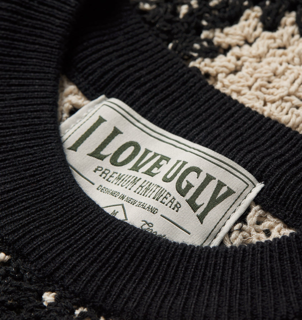 Crochet Knit Vest - Black / Off White