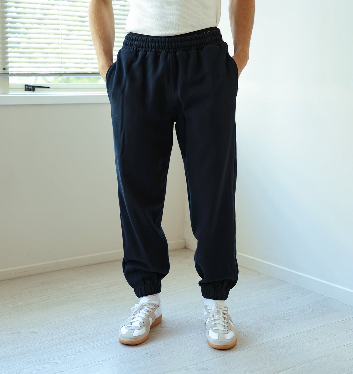 Lionel Trackie - Midnight Navy
