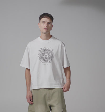 Medusacropboxtee-white.mp4