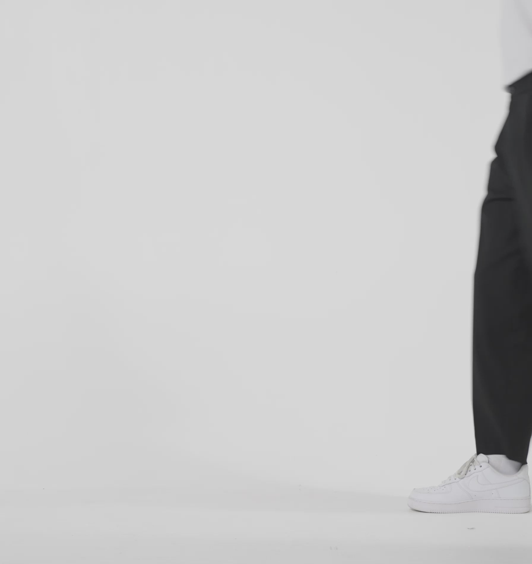 DevinPant-Black.mp4